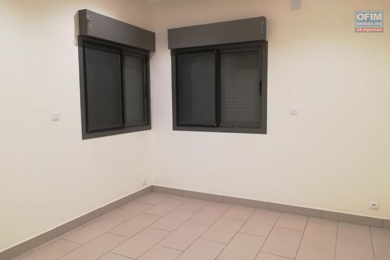 OFIM loue des appartements T3 et T4 en centre ville Tsaralalana en bord de route.NON DISPONIBLE