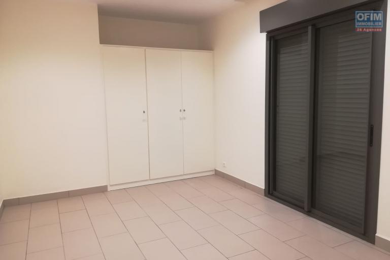 OFIM loue des appartements T3 et T4 en centre ville Tsaralalana en bord de route.NON DISPONIBLE