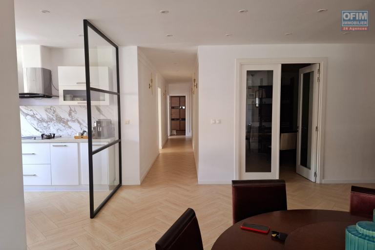 Occasion rare! OFIM Immobilier loue un appartement spacieux T5 meublé et équipé sur Andraharo Ambodivonkely.