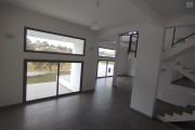 Belle villa neuve d'architecture moderne F6 sur 1250 m2 de terrain sur  Ilafy Andranovelona - Antananarivo