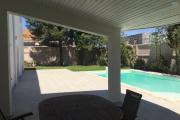 OFIM Immobilier loue une villa F6 avec piscine nichée sur un terrain de 1600m2 sur Ambatobe.BIEN LOUE