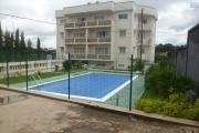 A louer un appartement meublé de type  T3 avec piscine situé à Ambohibao Morondava  dans un immeuble bien sécurisé (NON DISPONIBLE))